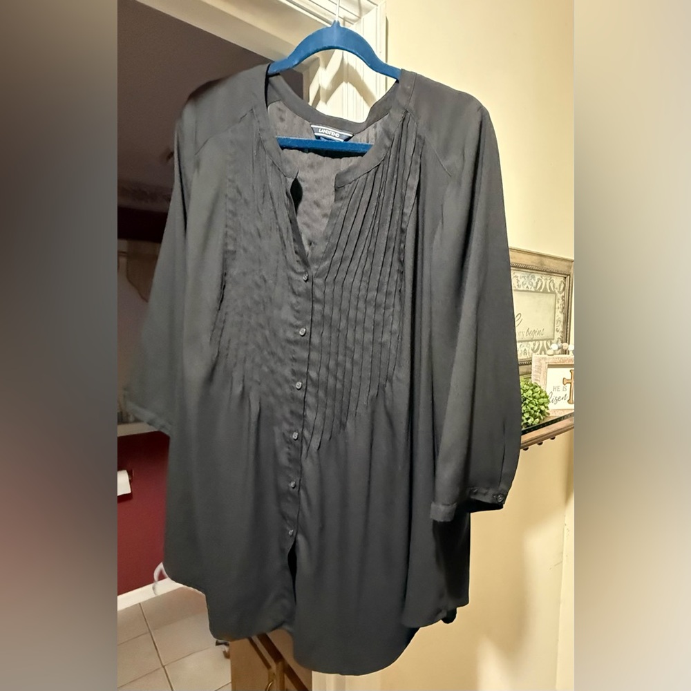 Lands' End Charcoal Pleated Top
